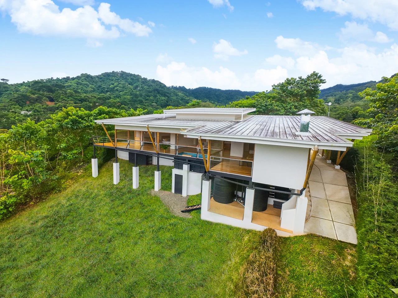 Mar Mystique Haven: Your Dream Home with Stunning Ocean Views - Gallery image 51