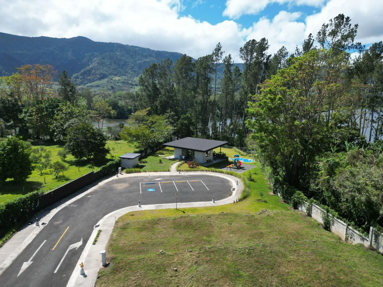 Lot for sale in gated community mountain view Cachi Cartago Costa Rica - Gallery image 24