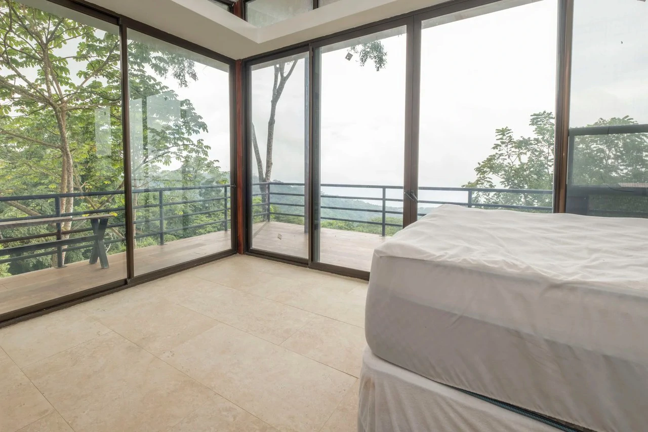 Luxury Modern Home on the hills above Tarcoles: Panoramic Ocean & Mountain Views - Gallery image 14