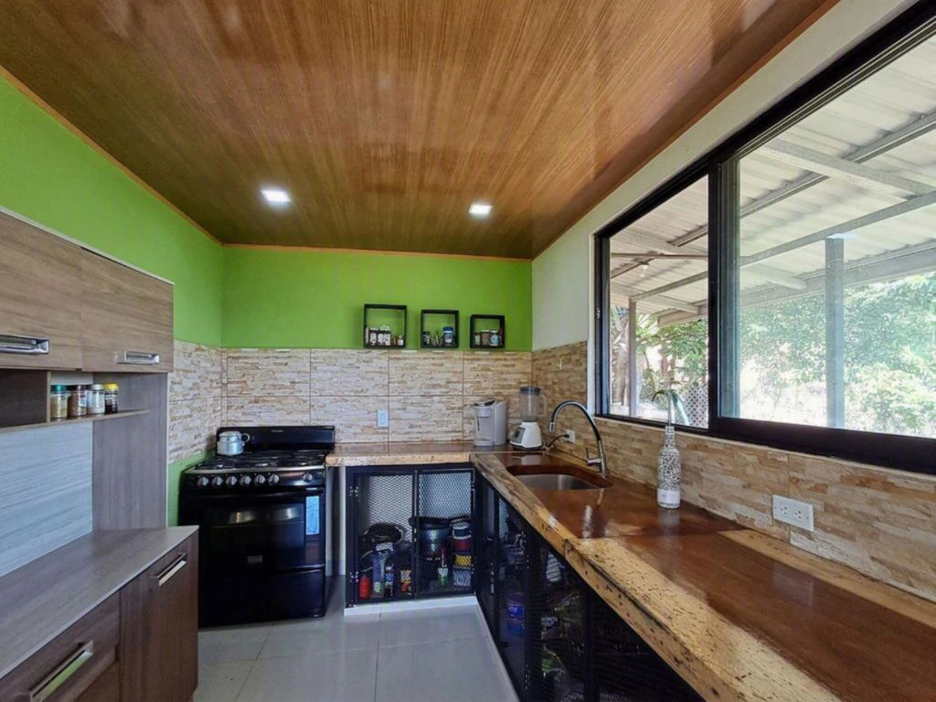 Casa Vista Verde: 1-Bedroom Home with Panoramic Mountain Views & Future Development Potential – Cuesta Grande - photo 13