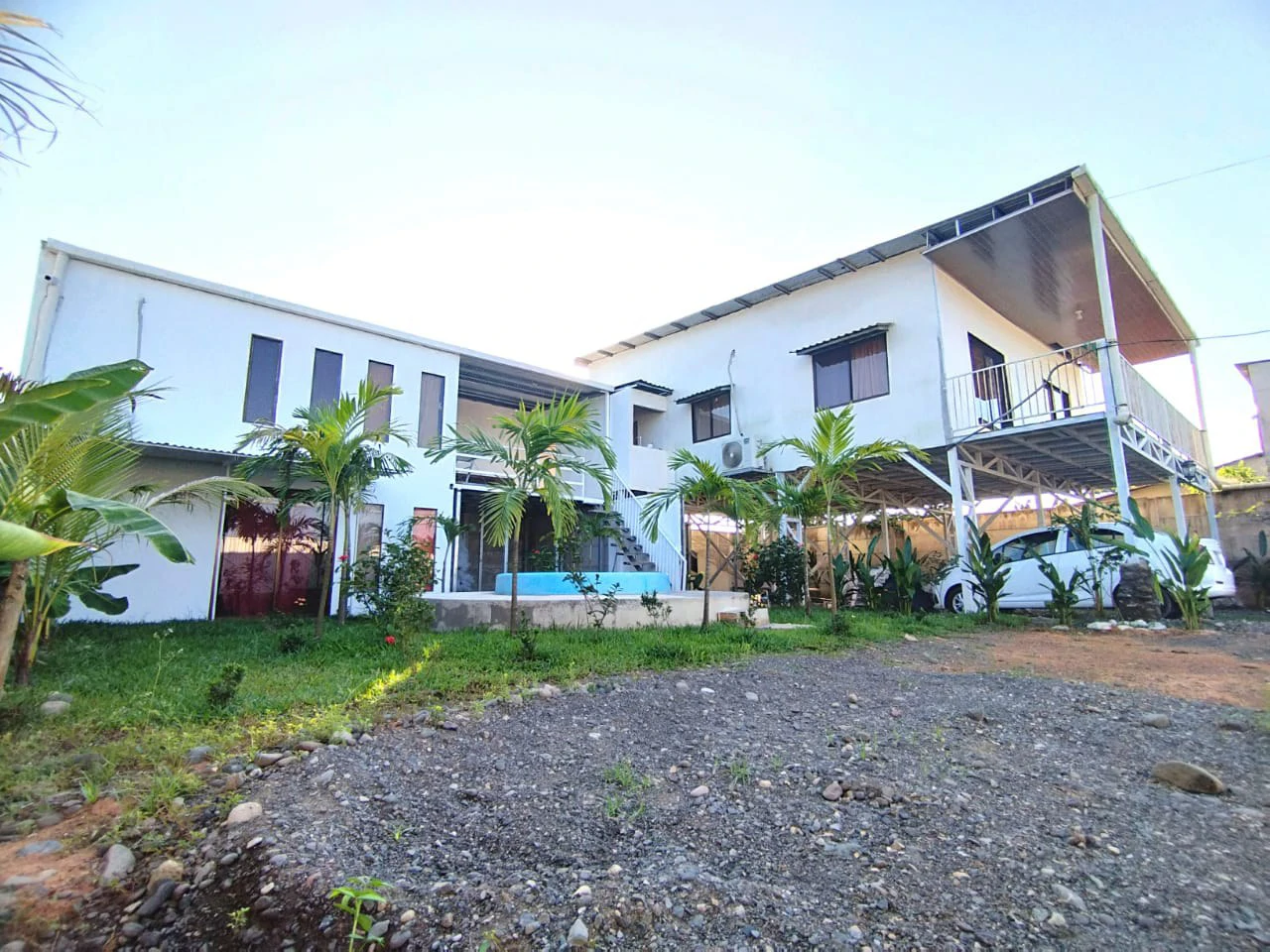 CASA PLAYA BANDERA: Just 2 minutes from the beach, property with house and independent apartment, ideal for investment - Gallery image 2