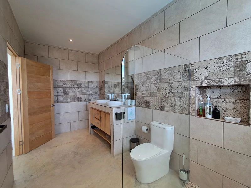 Casa Gostosa: Stunning Modern Home with Panoramic Views – 3 Bedrooms, Pool, and Peaceful Setting - Gallery image 11