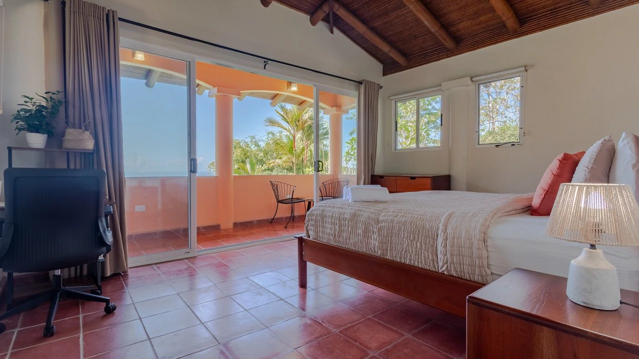 Whale's Tail Ocean View Estate with Extra Lot in Between Uvita and Dominical - Gallery image 25