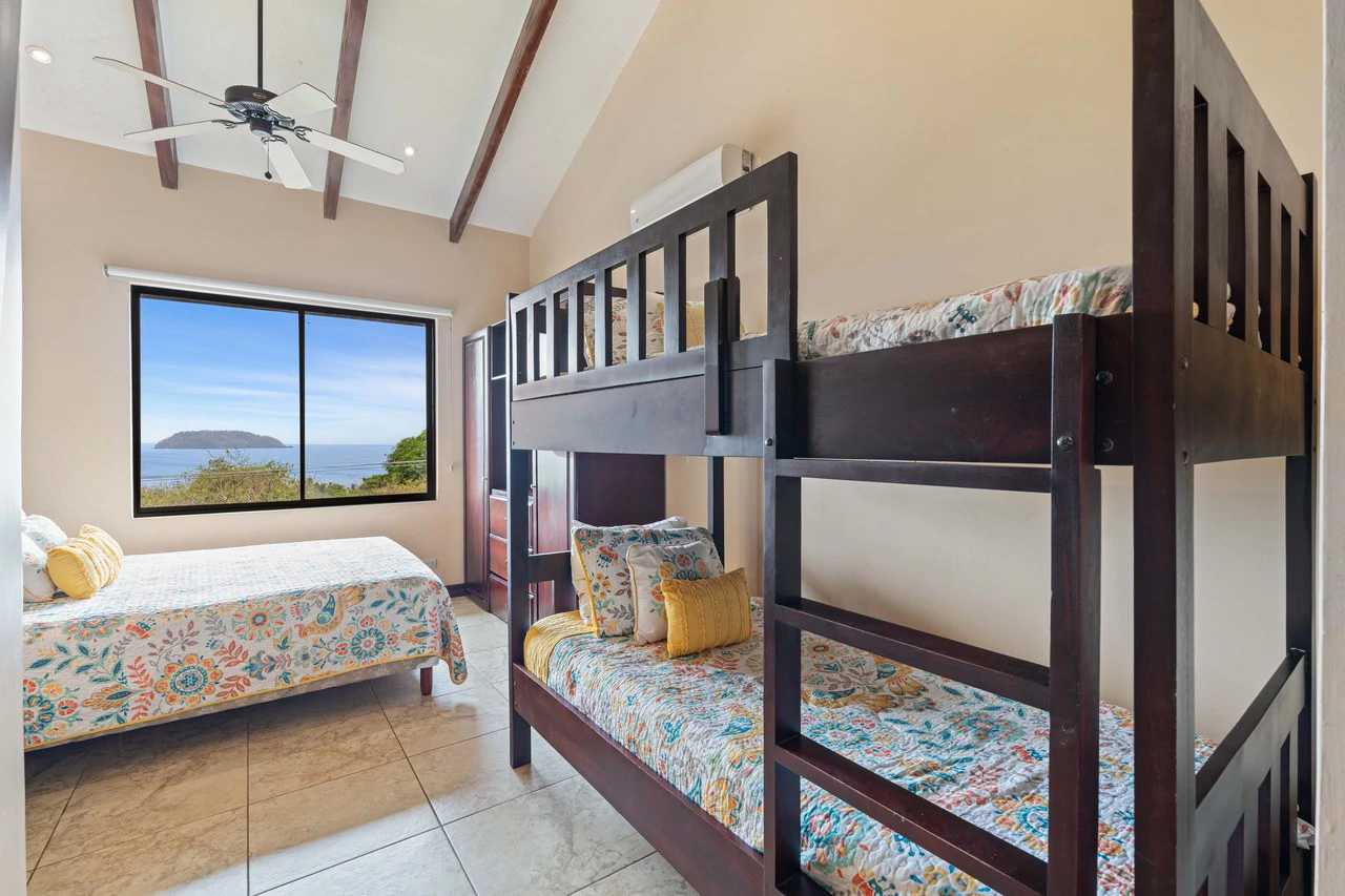 Villa Catalina 16: Oceanview Luxury Villa in Playa Potrero - Gallery image 9