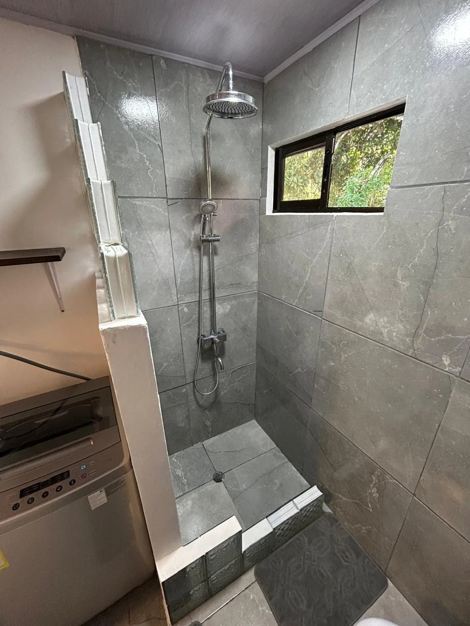 Hatillo Breeze, 2 Bedroom Home on 1,311m2 of usable land and year round creek!: House For Sale in Hatillo - Gallery image 15