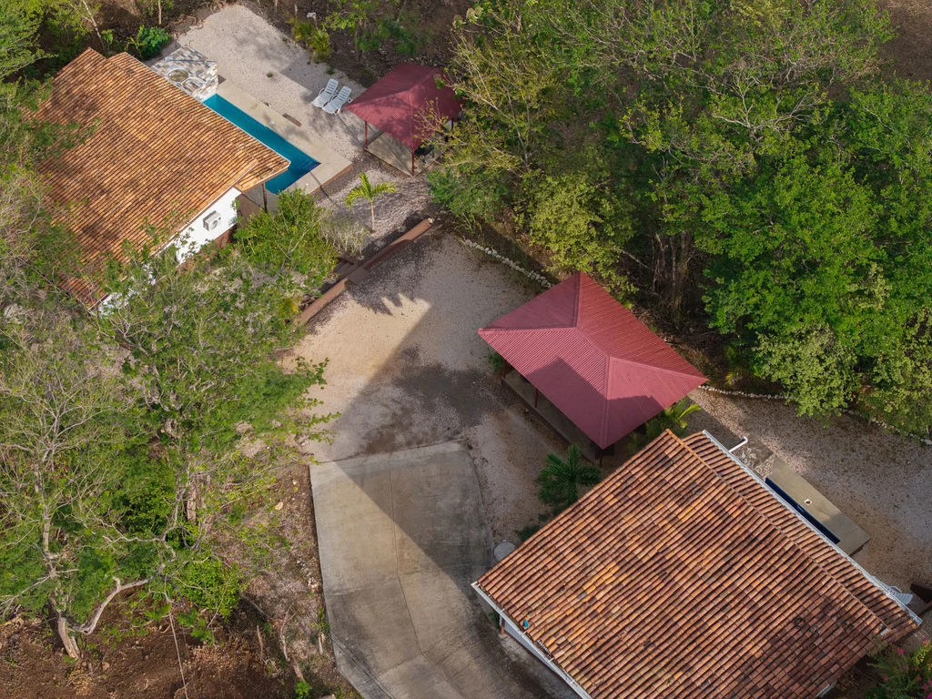 Villa Los Monos: High-Income 9-Unit Rental Property Near Playa Grande - Gallery image 95