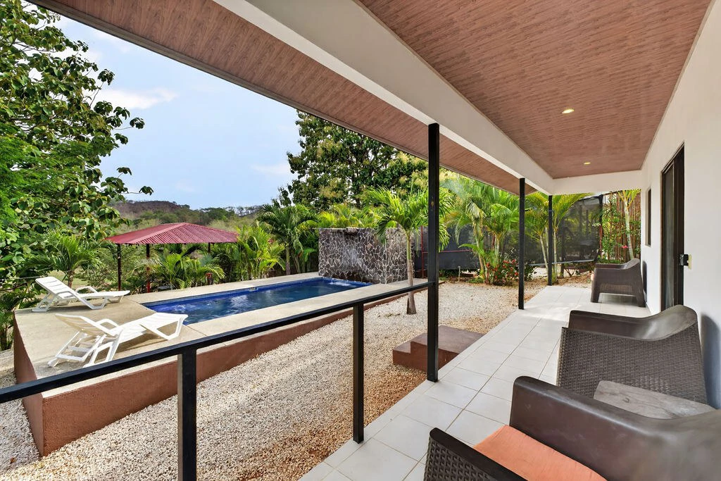 Villa Los Monos: High-Income 9-Unit Rental Property Near Playa Grande - Gallery image 22