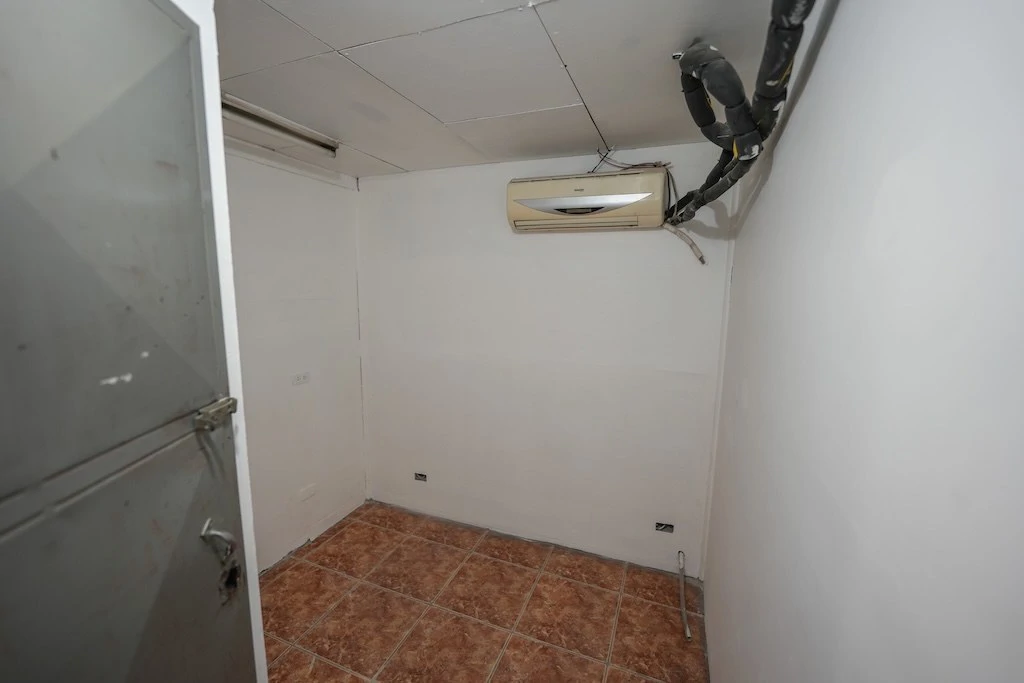 Bar/Nightclub For Sale in Amón - Gallery image 10