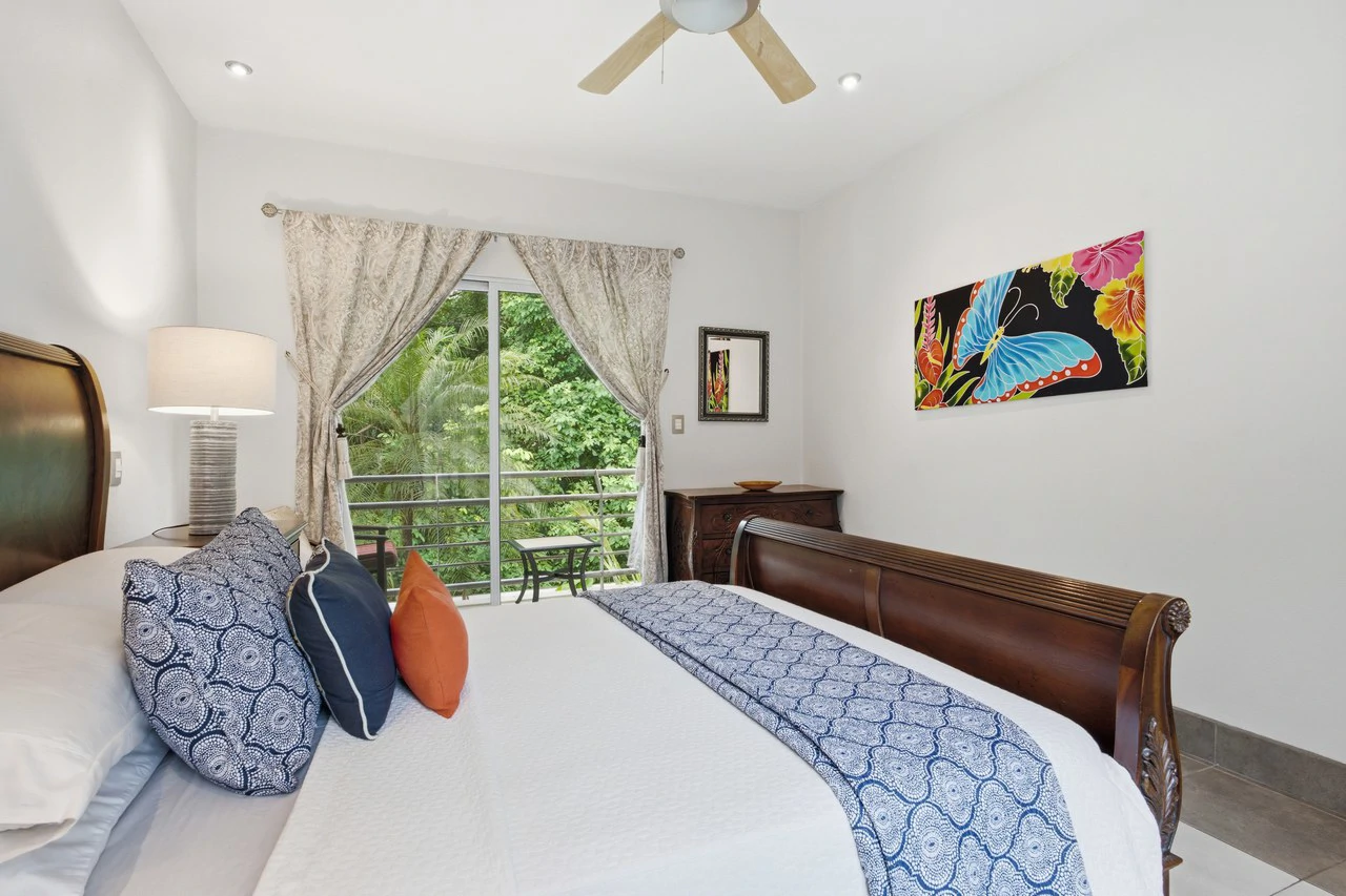 Casa Blanca #8: Spacious 3-Bedroom Condo in Surfside Estates Near Playa Potrero Beach - Gallery image 11