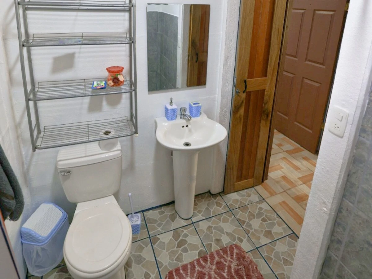 3 Bedroom Home Near Puerto Jiménez - Gallery image 13
