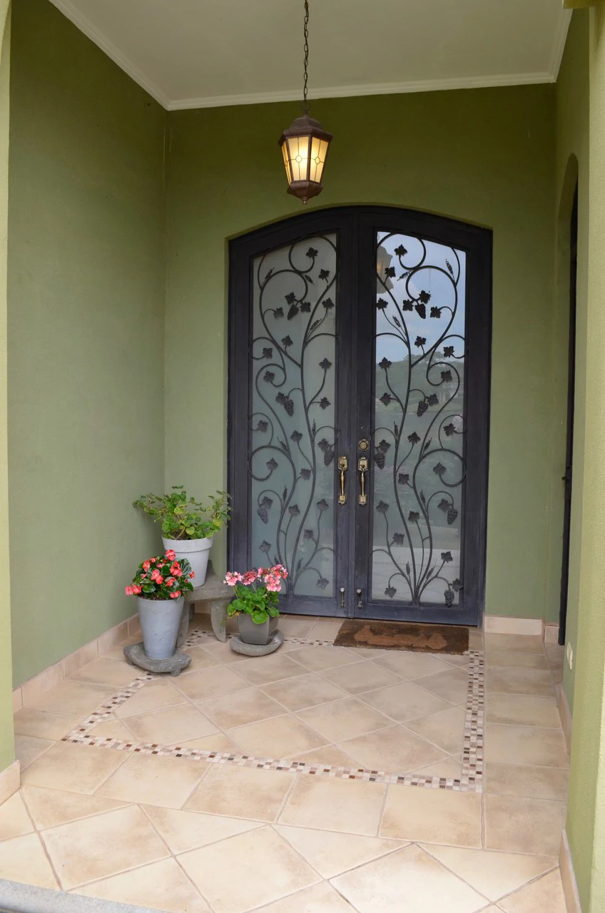 Mountain Condominium For Sale in Ciudad Colón - Gallery image 11
