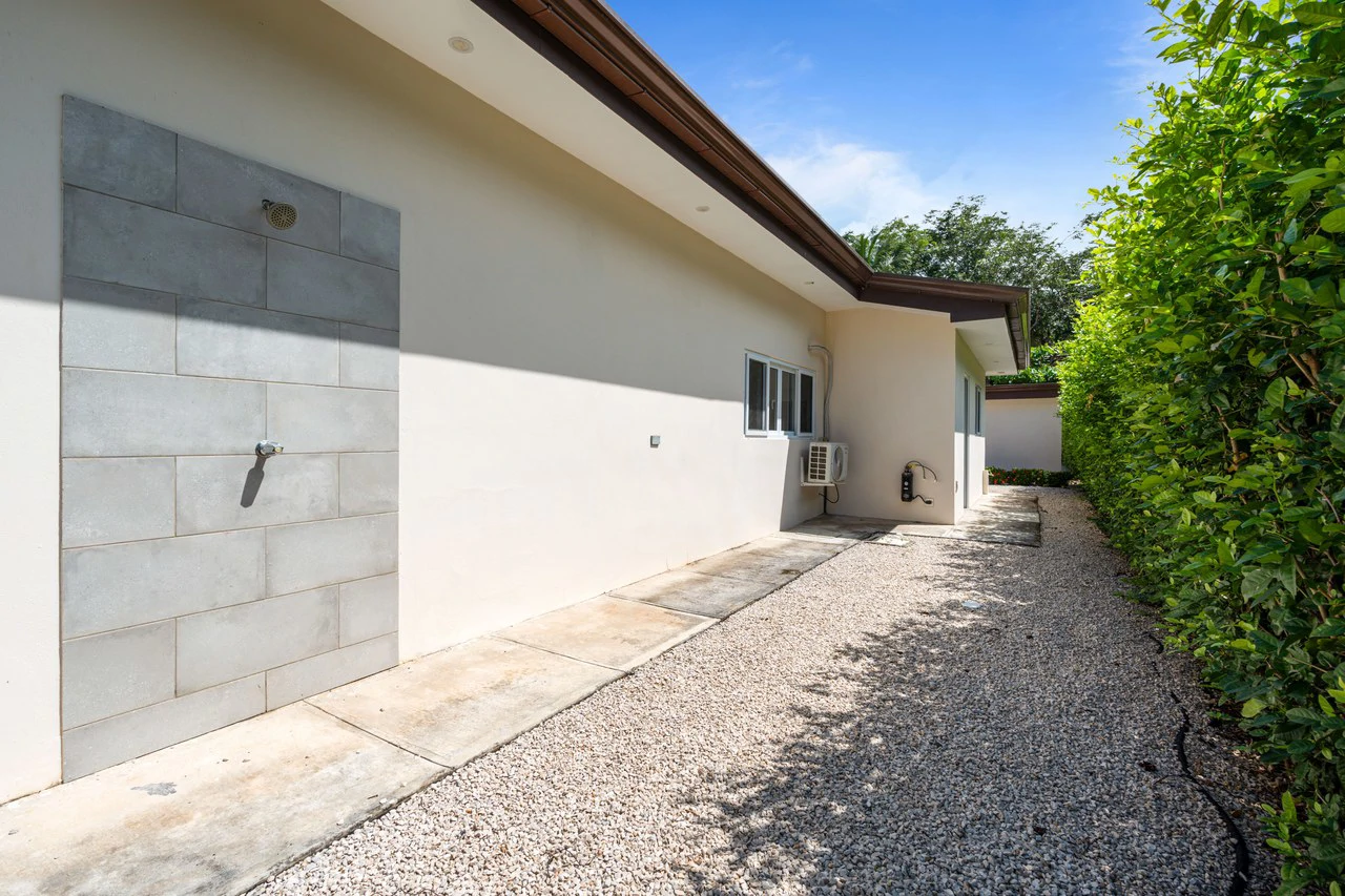 The Point 20: Modern Elegance Meets Coastal Serenity – Home for Sale in Playa Avellanas! - Gallery image 19