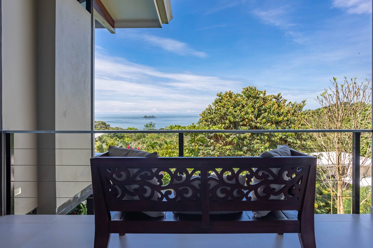 Luxury Villa with Guest House and Ocean Views of Costa Ballena - Gallery image 9