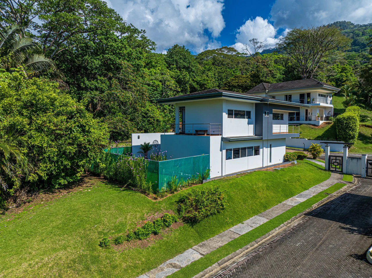 Elegant Tropical Villa Steps from Playa Hermosa – Gated Community - Gallery image 49