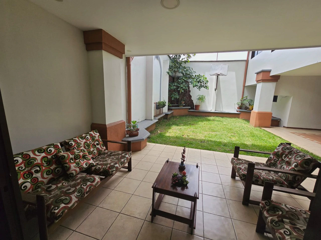 LARGE HOUSE FOR SALE IN MERCEDES NORTE, HEREDIA - Gallery image 12