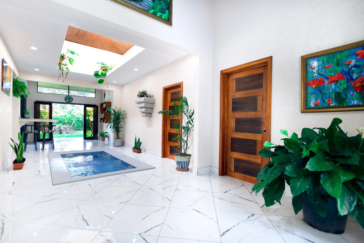 BRAND NEW 3-bedroom home, 5 minutes to Dominical Beach. - Gallery image 11
