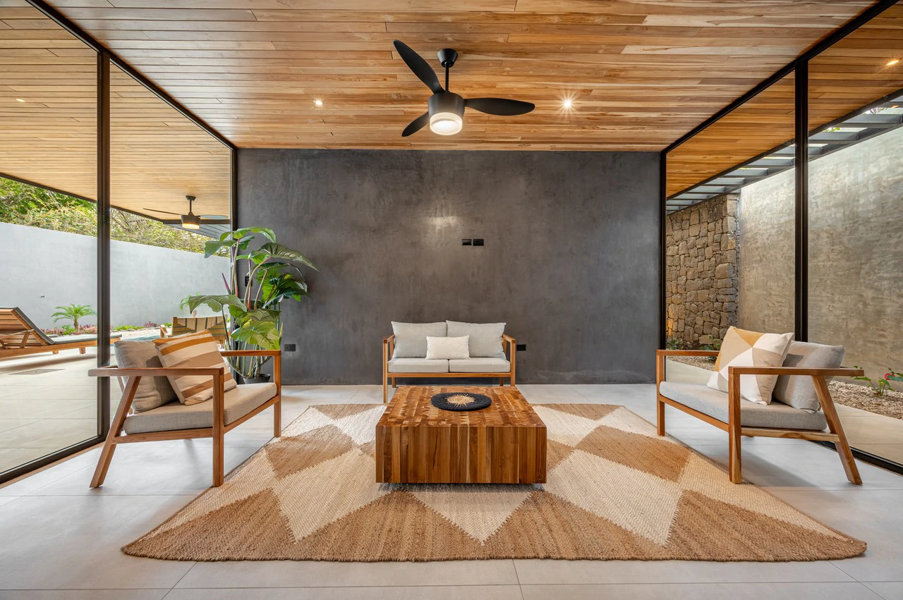 Casa Uchuva: Architectural Harmony of Wood, Stone, and Light - Gallery image 20