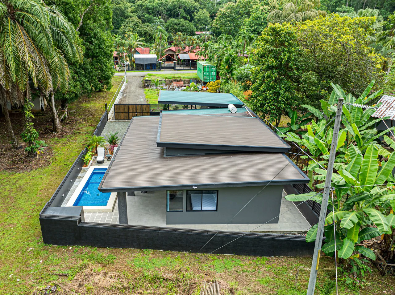 Gorgeous Brand New 3br Home close to Dominical with extra land.: House For Sale in Hatillo - Gallery image 5