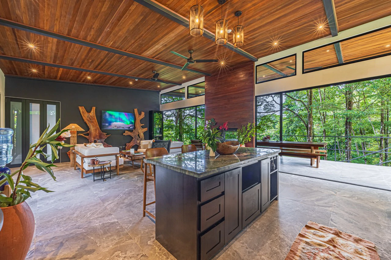 La Sombra Villas: Where Nature Meets Comfort in Tinamates! - Gallery image 40