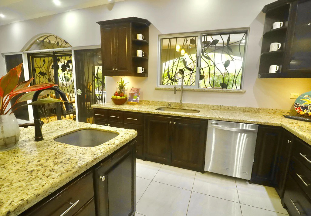 Incredible Casa Verde: Walk to the Beach in Bejuco! - Gallery image 80