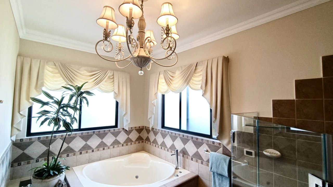 House for sale in Belen, Heredia, Costa Rica. Totally furnished!!! - Gallery image 16
