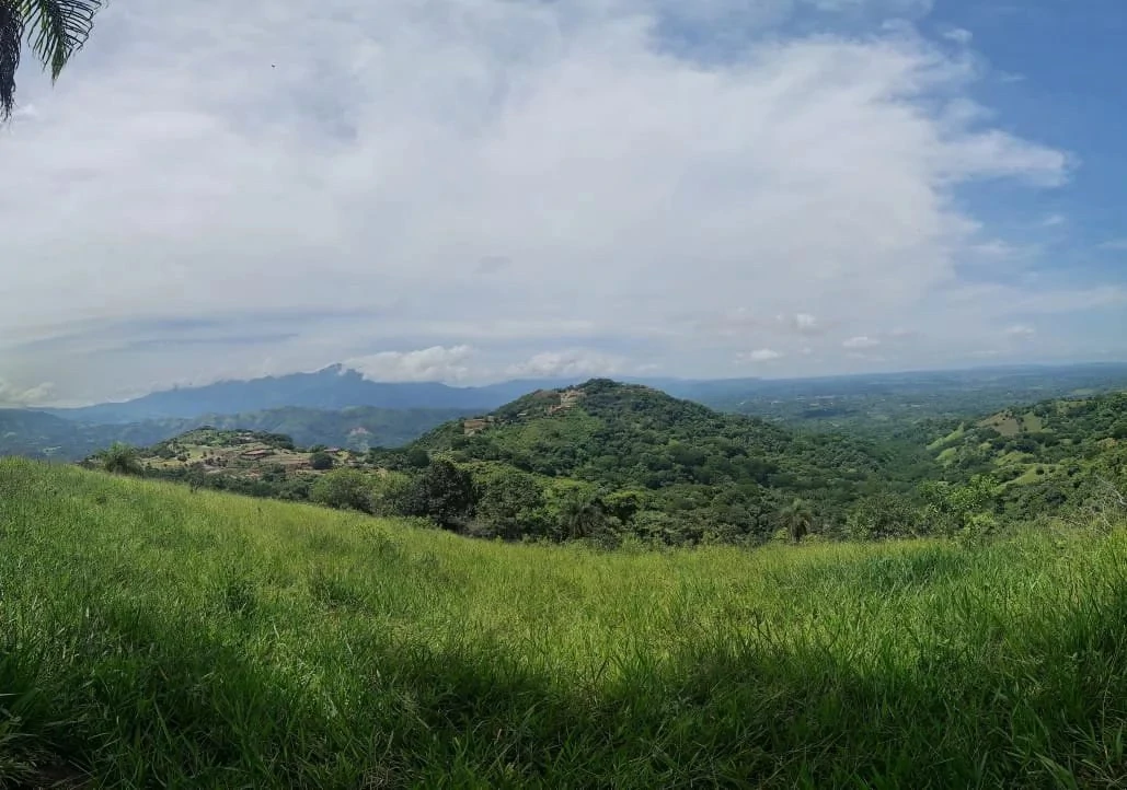 Near the Coast and Mountain Home Construction Site For Sale in Orotina y Caldera - Gallery image 7