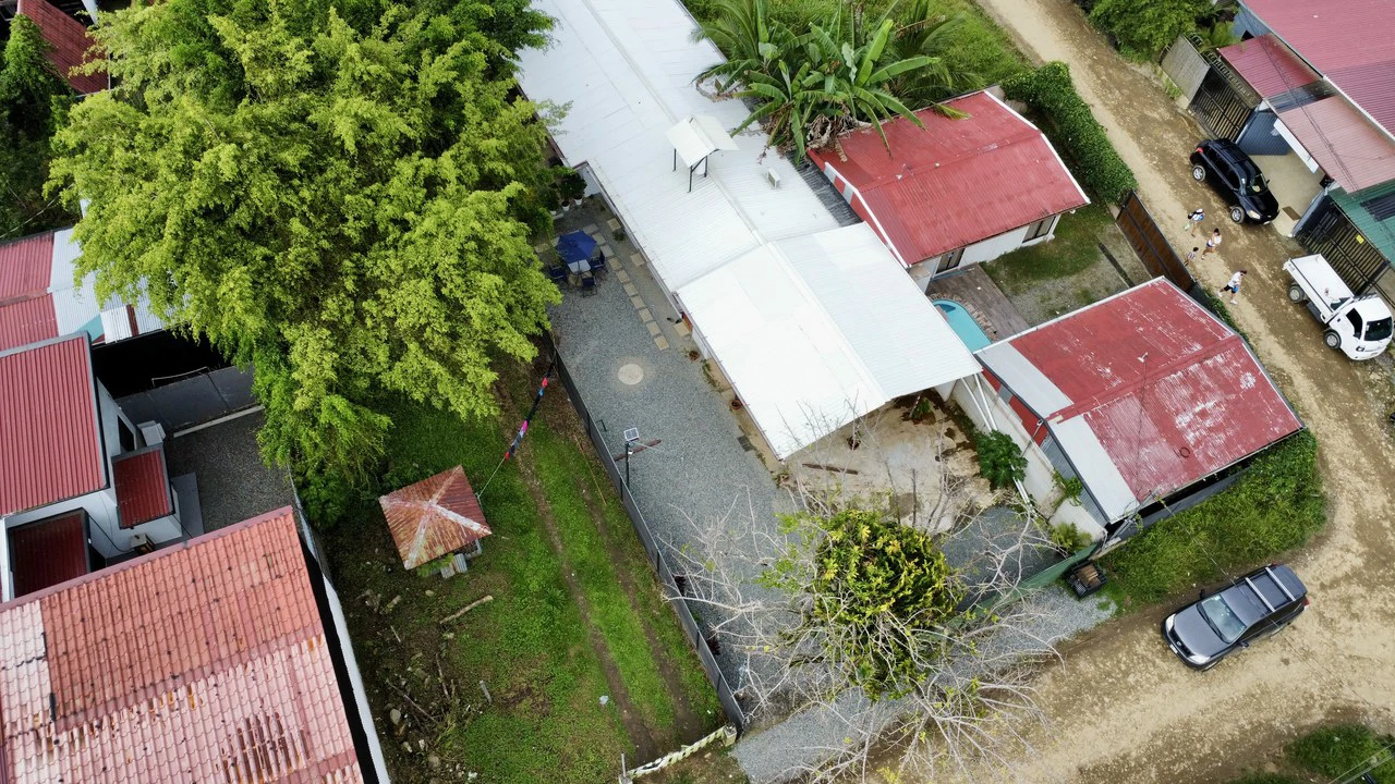 0.11 ACRES – 5 Cabinas Plus Room To Add More In Heart Of Uvita, Walk To Everything!!!! - Gallery image 18