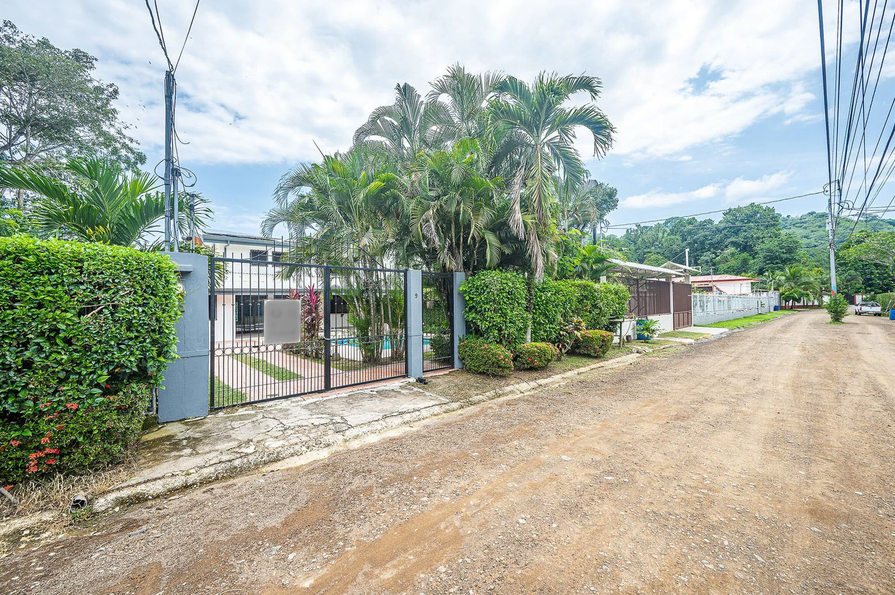 Modern Coastal Affordable 3-bedroom Home Near Los Sueños Resort - Gallery image 41