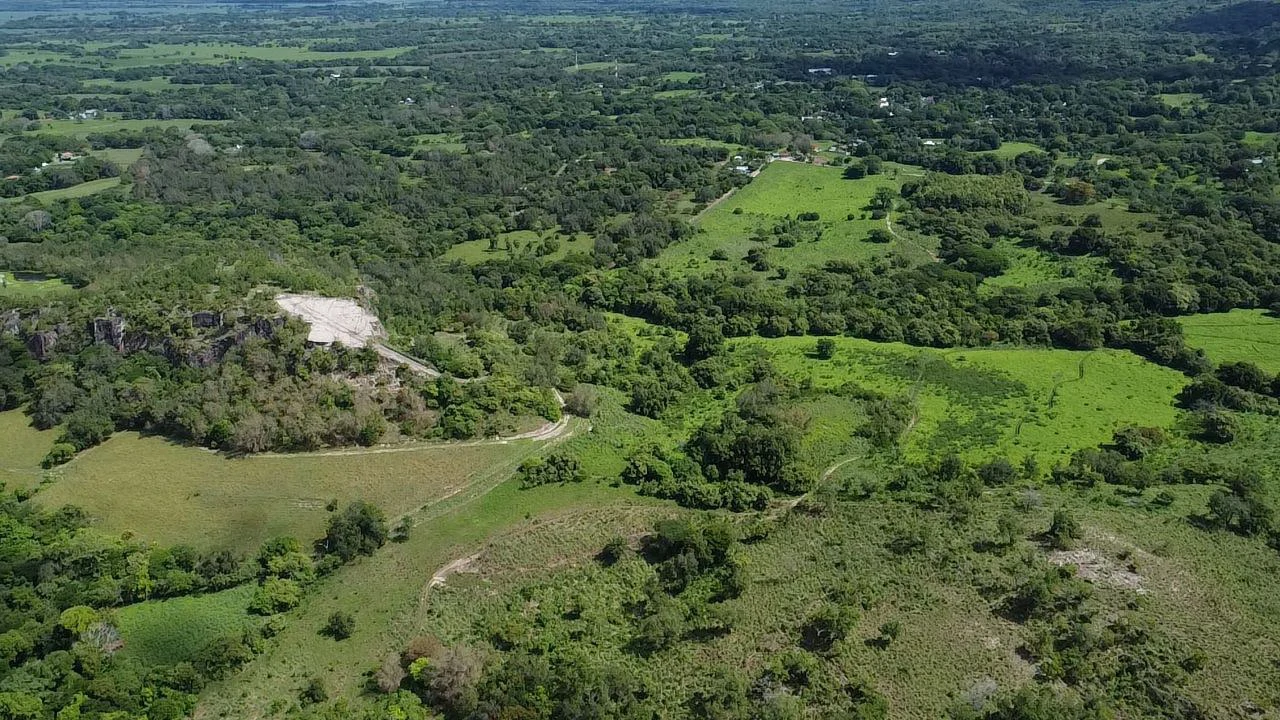 Riverfront, Mountain and Countryside Agricultural Land For Sale in Cañas Dulces - Gallery image 10