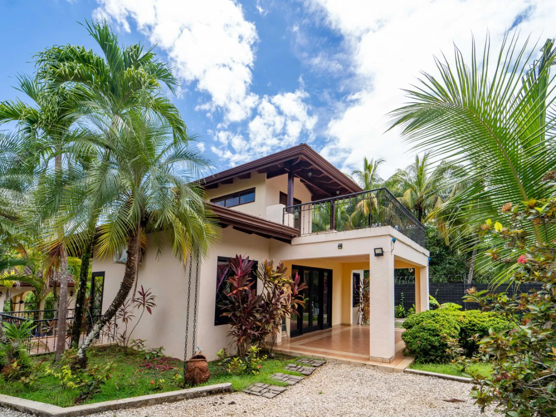Oasis - Tropical Haven with Two Homes in Carrillo - Gallery image 28