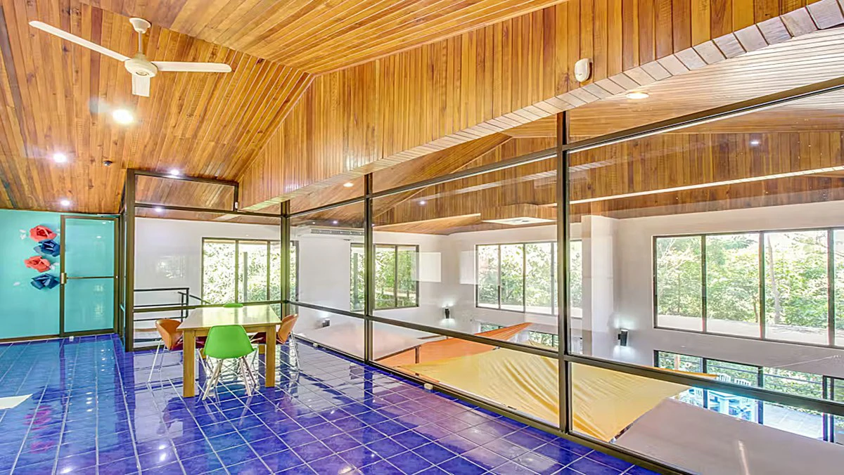 Manuel Antonio Villa: Manuel Antonio Villa with Subdividable Lot or Expansion - Gallery image 7