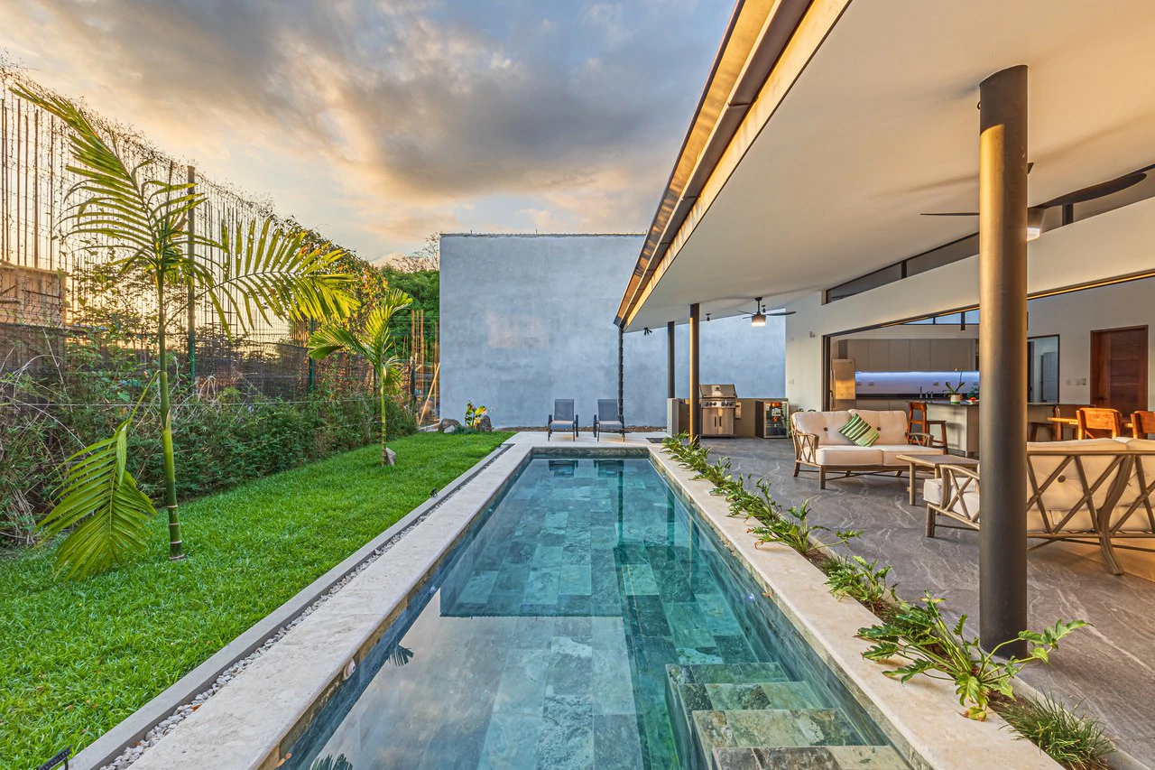 STYLISH 3 BED, 3 BATH BRAND NEW VILLA IN UVITA.: Mountain Villa For Sale in Uvita - Gallery image 13