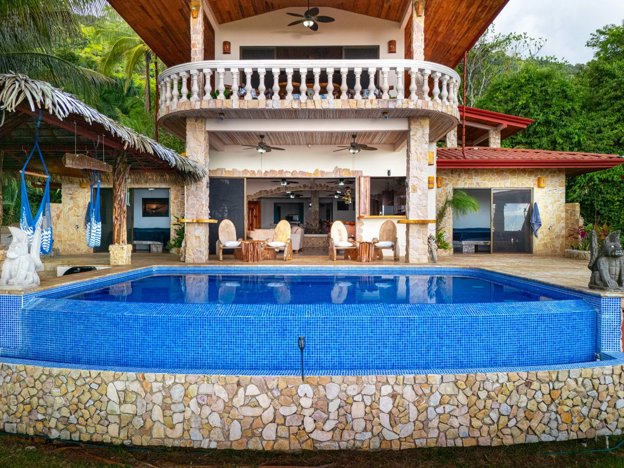 Mountain House For Sale in Escaleras - Gallery image 14