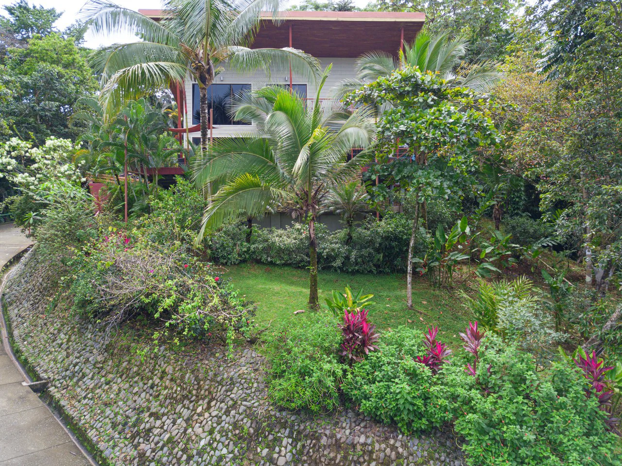 Casa Serenidad, Nature Lover's Dream Villa: Mountain House For Sale in Manuel Antonio - Gallery image 26