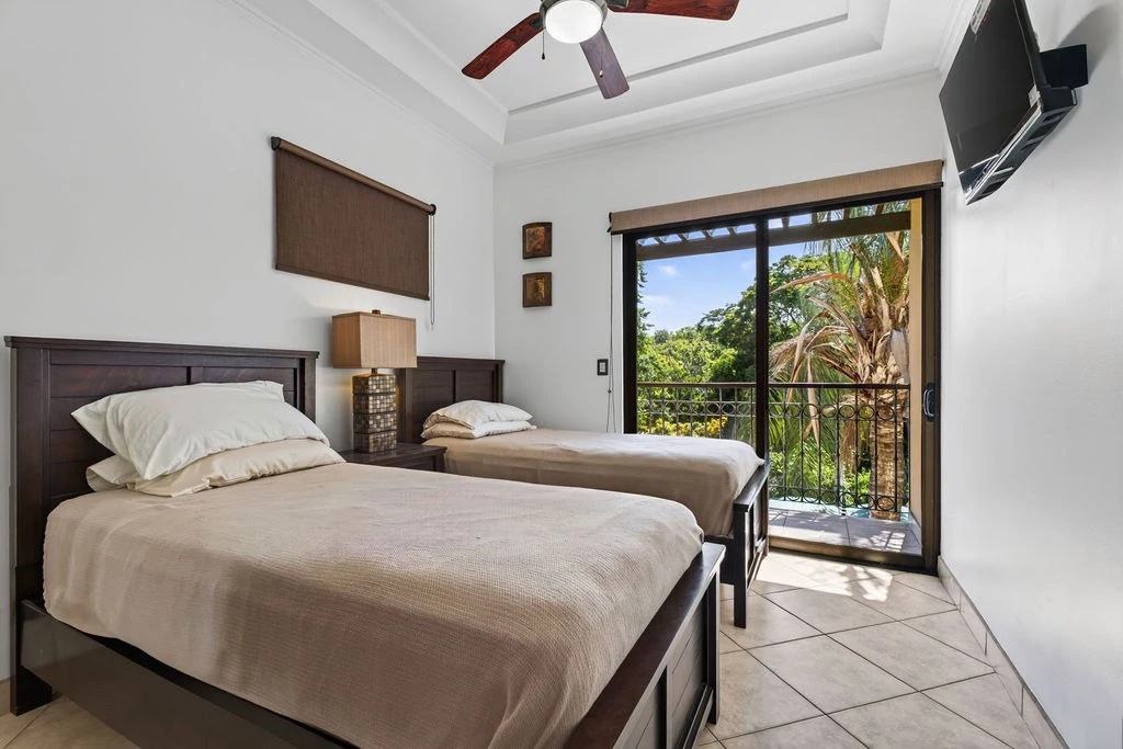 The Oaks #21: Top-Floor, Turnkey Condo Minutes from Tamarindo - photo 21