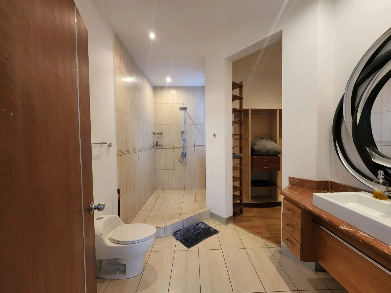 Property For Sale in San Rafael - Gallery image 13
