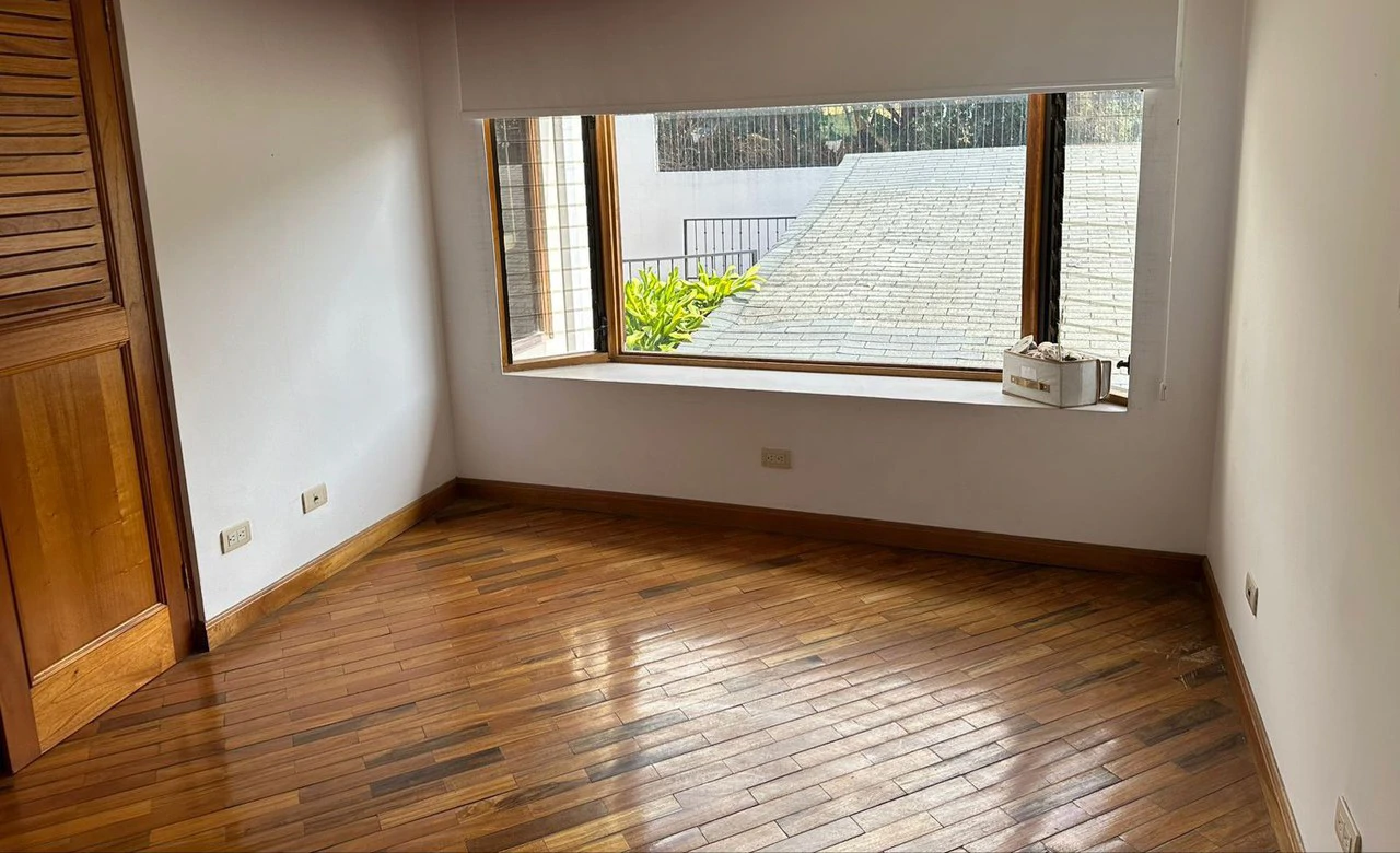 For sale house in Alto de las Palomas, Santa Ana - Gallery image 11