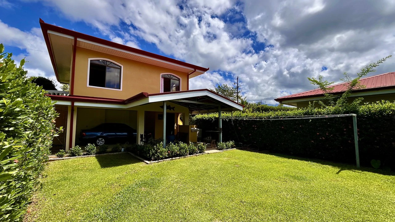 House For Sale in San Pedro - photo 3
