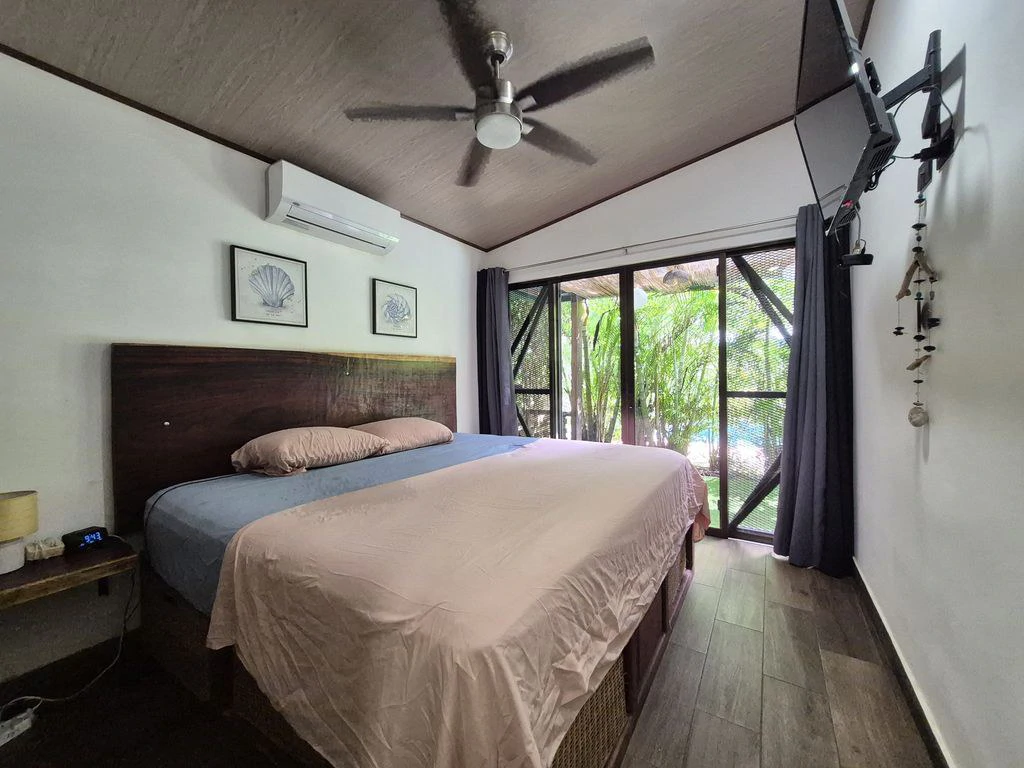 Casa Matteo: Family Comfort with Guest House and Pool, Just 5 Minutes from Carrillo Beach - Gallery image 10