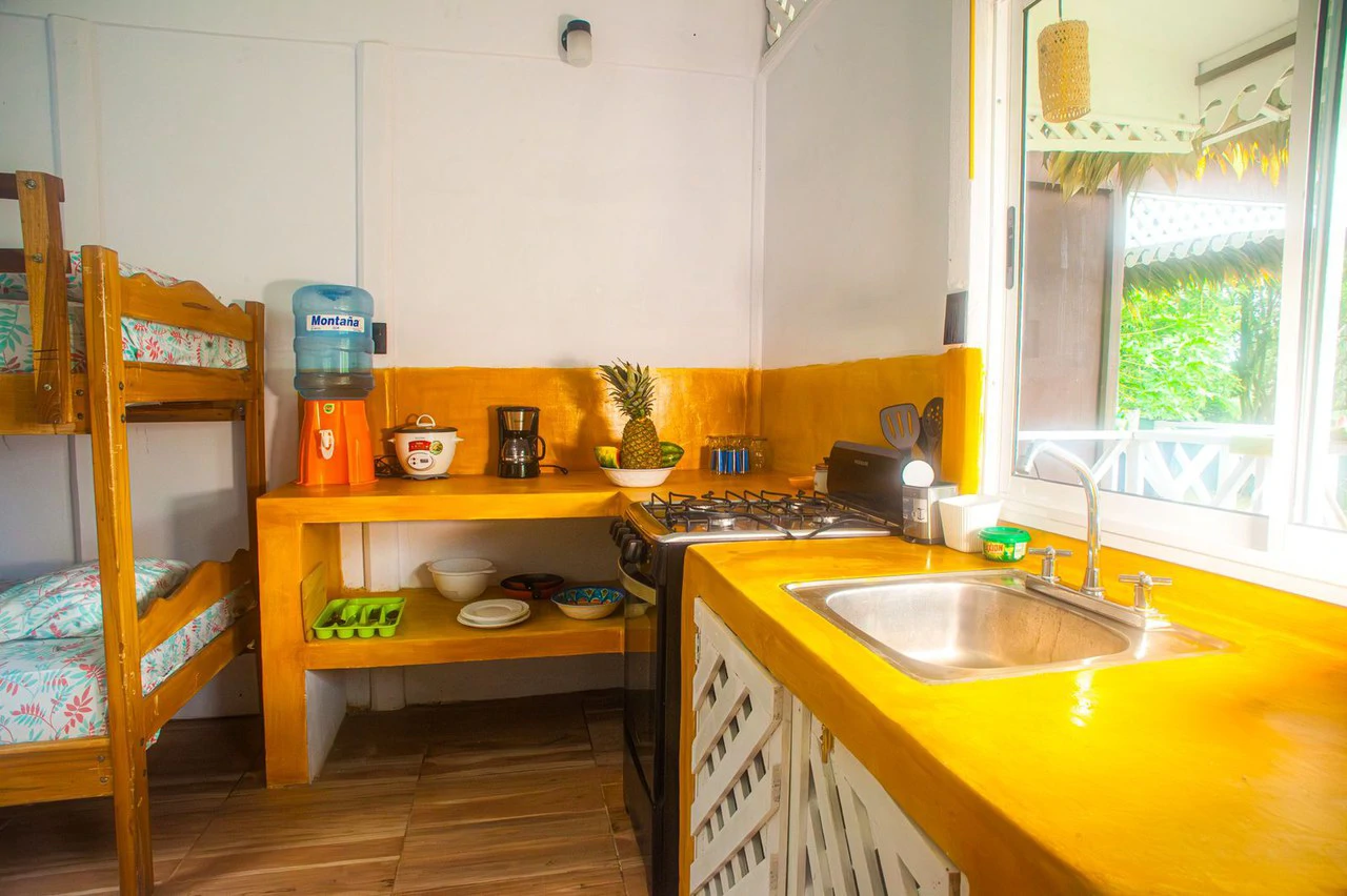 ID: Cahuita Multi Unit Rental Property - 5 Studios, 650m to the Beach - photo 15