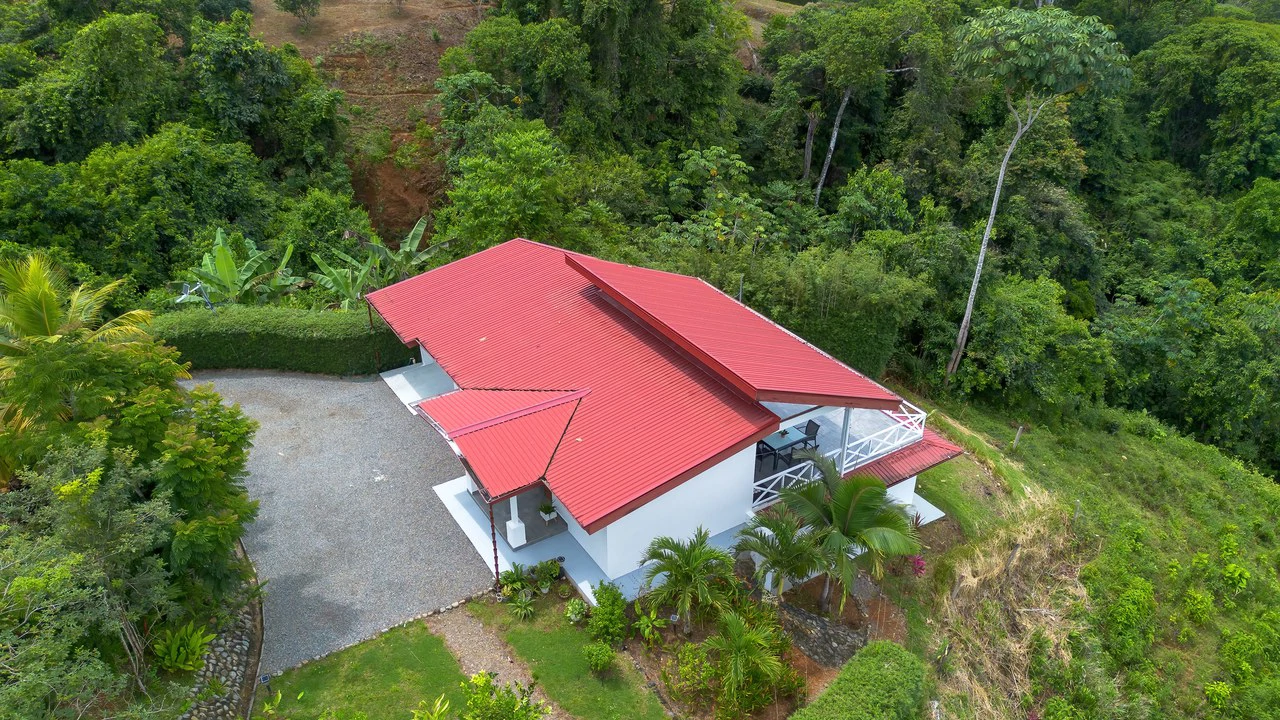 Casa Blanca: Ocean & Mountain View Home in Platanillo - Gallery image 3