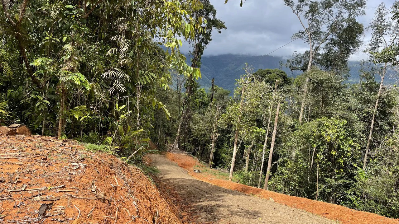 Los Nenes: Mountain Home Construction Site For Sale in Uvita - Gallery image 12