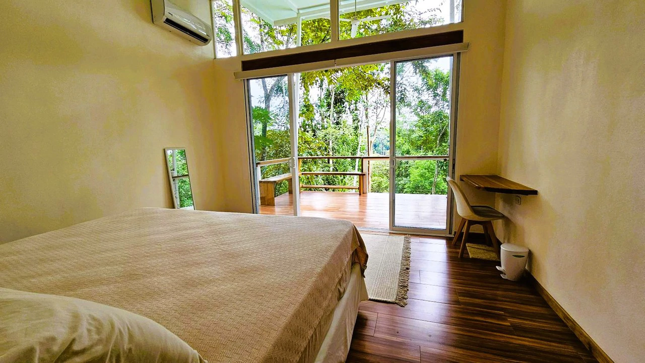 Private Hilltop Home:  with Sweeping Jungle Views & Pool - Gallery image 16