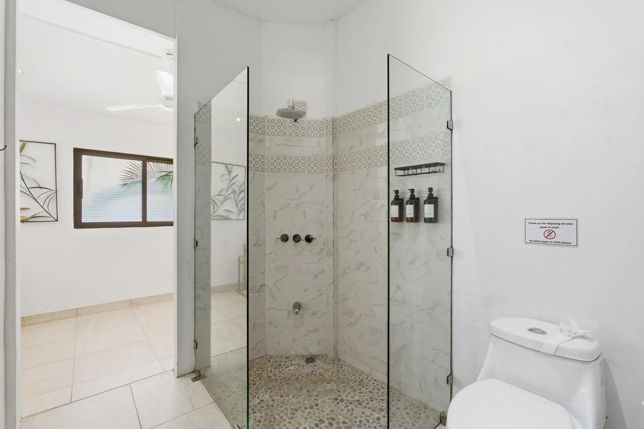 Casa Plumeria: Tropical 4-Bedroom Retreat with Pool Just Steps to Potrero Beach - Gallery image 12