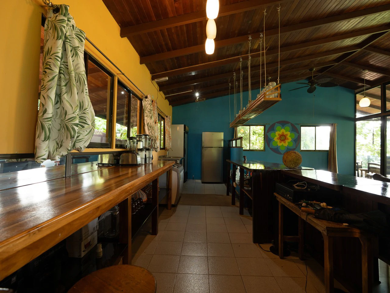 Prime 7.8 Acre Commercial Property with Restaurant for Sale in Costa Rica - Gallery image 17