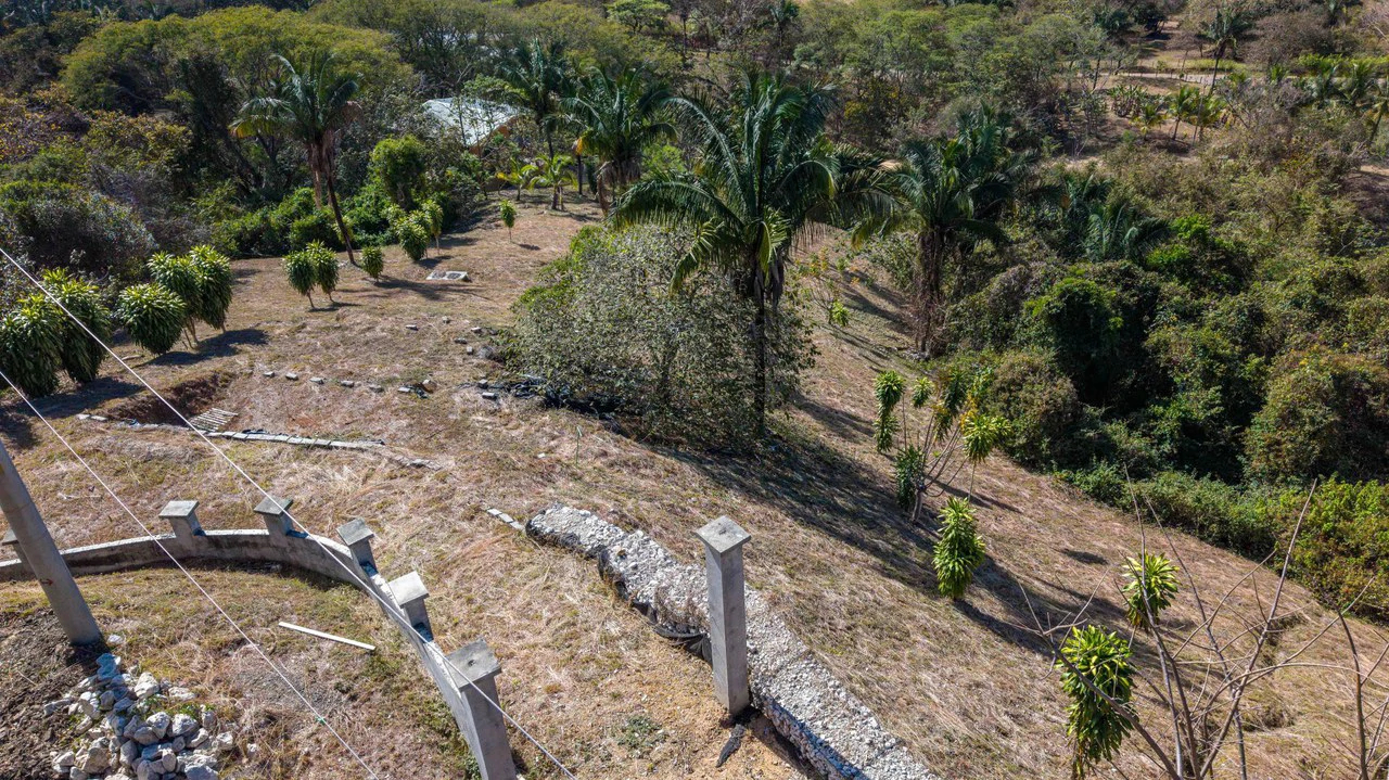 Oceanview Three Parcel Lot in La Reserva - Gallery image 6
