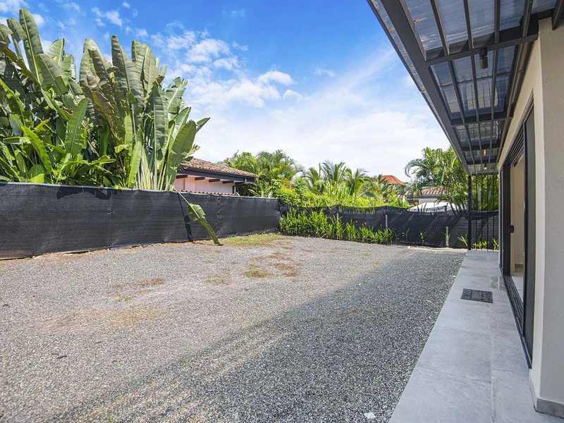 Modern Beachside Home with Office & Garage: Walking distance to the beach in a great community! - Gallery image 14