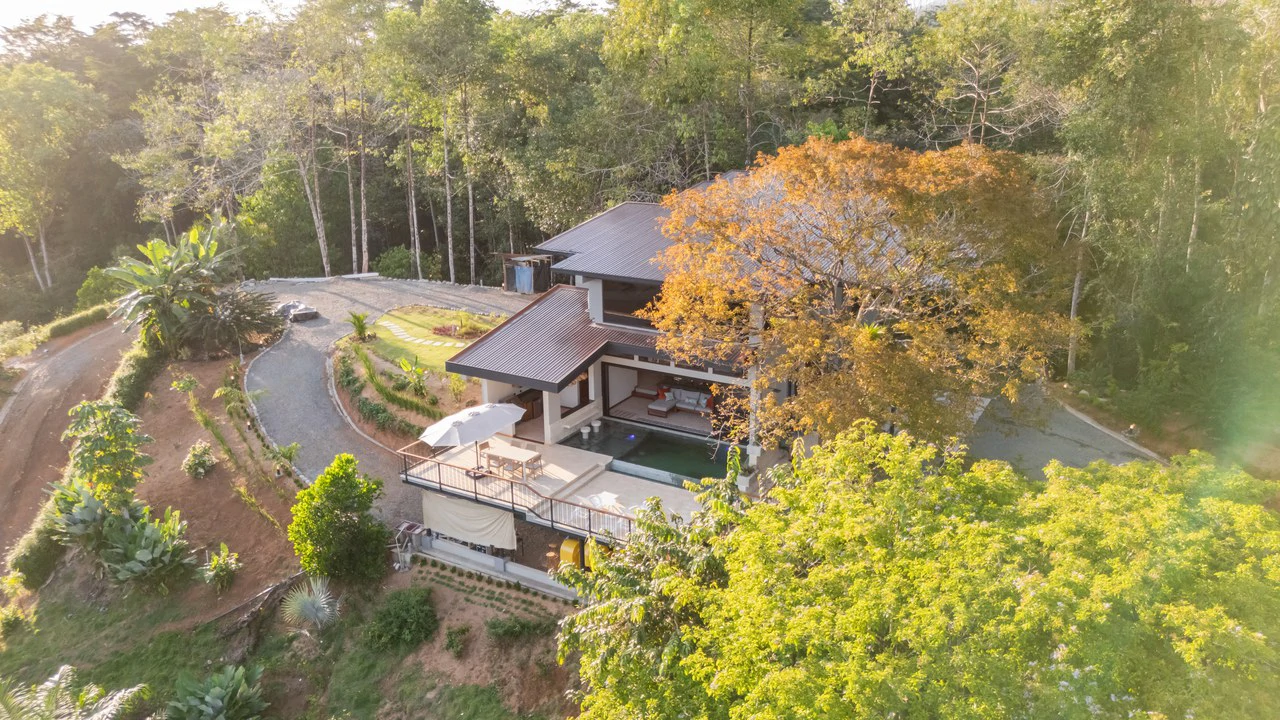 Luxury 3 Bedroom Home with Ocean Views in Downtown Uvita - Gallery image 5