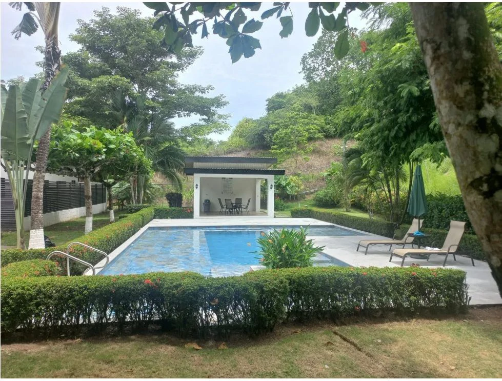 Residential Lot in Jacó, Garabito, Puntarenas: Your Opportunity to Build Your Ideal Home - photo 6