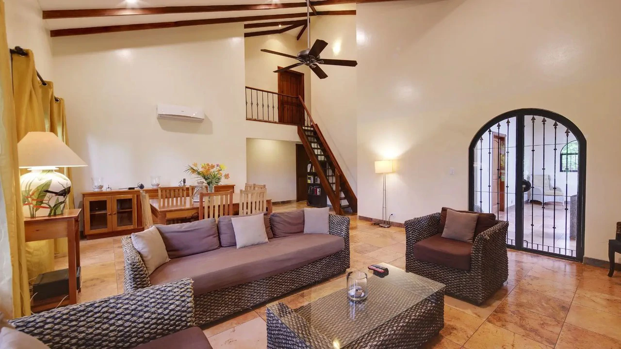 Tropical Luxury Estate with Private Lake, Pool & Prime Location Near Costa Rica’s Best Beaches: Near the Coast House For Sale in Parrita - Gallery image 21